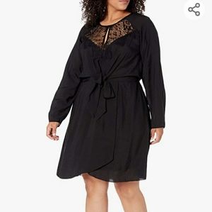 Plus Size City Chic Black Dress